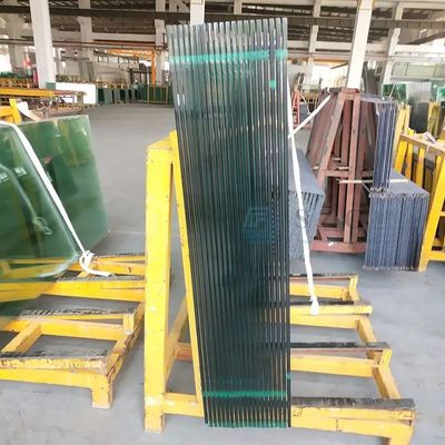 ขอบเคลือบละเอียด Custom Cut เหล็กต่ําใส กระจกความปลอดภัยความเข้มข้นสําหรับอาคาร