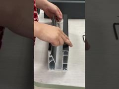 ติดตั้งกระจกบนรางอลูมิเนียมตัว U